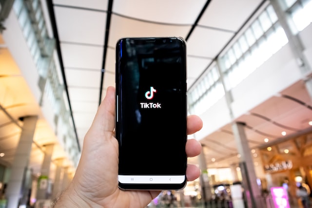 TikTok账号为什么封号0播放量，正确的TikTok注册运营方式